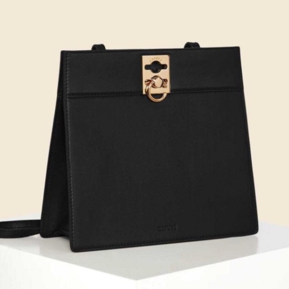 NWT CAFUNE Black Leather Stance Clasp C-Lock Shoulder Bag